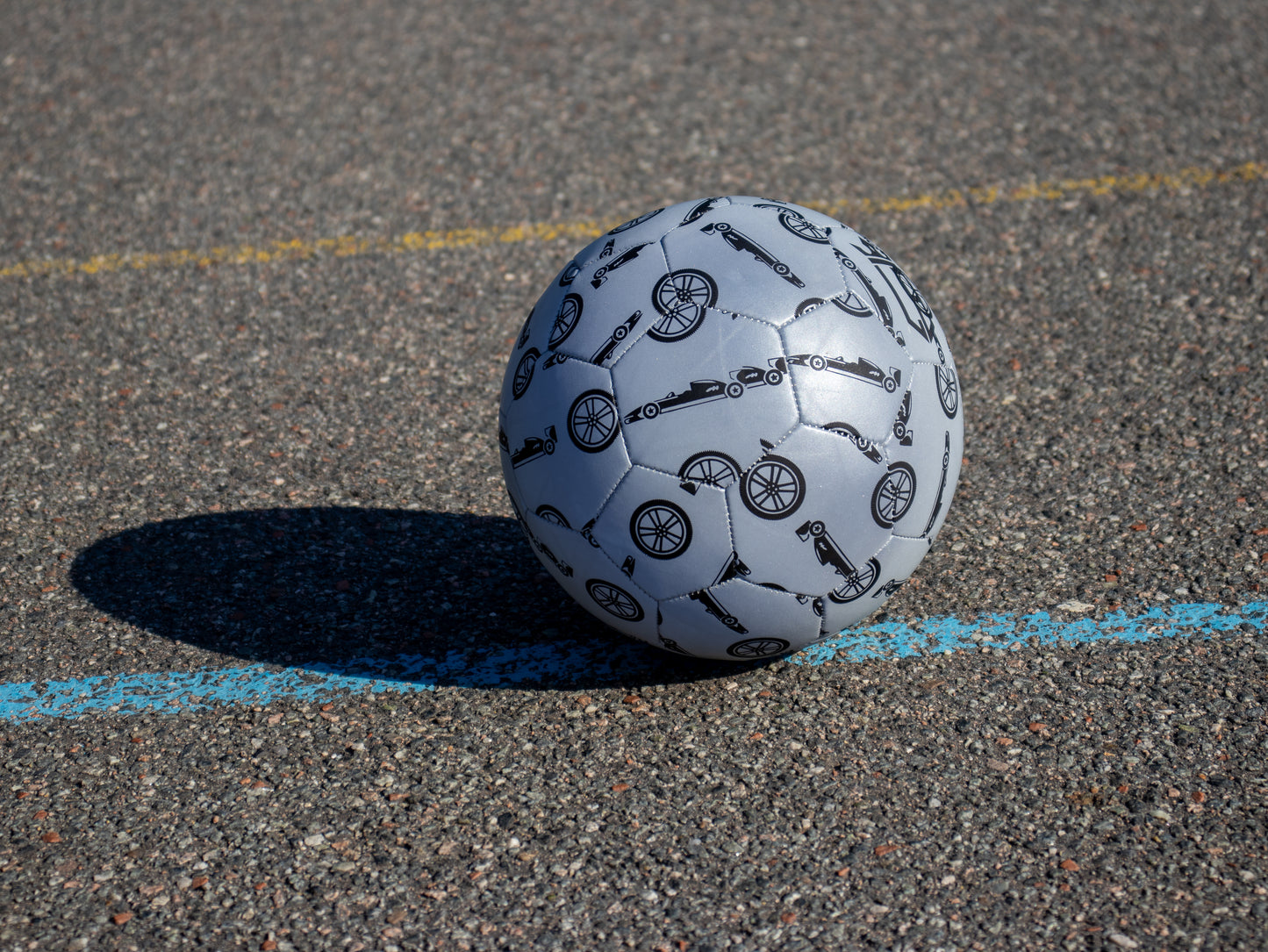 LuxuryBall - Racecar Design