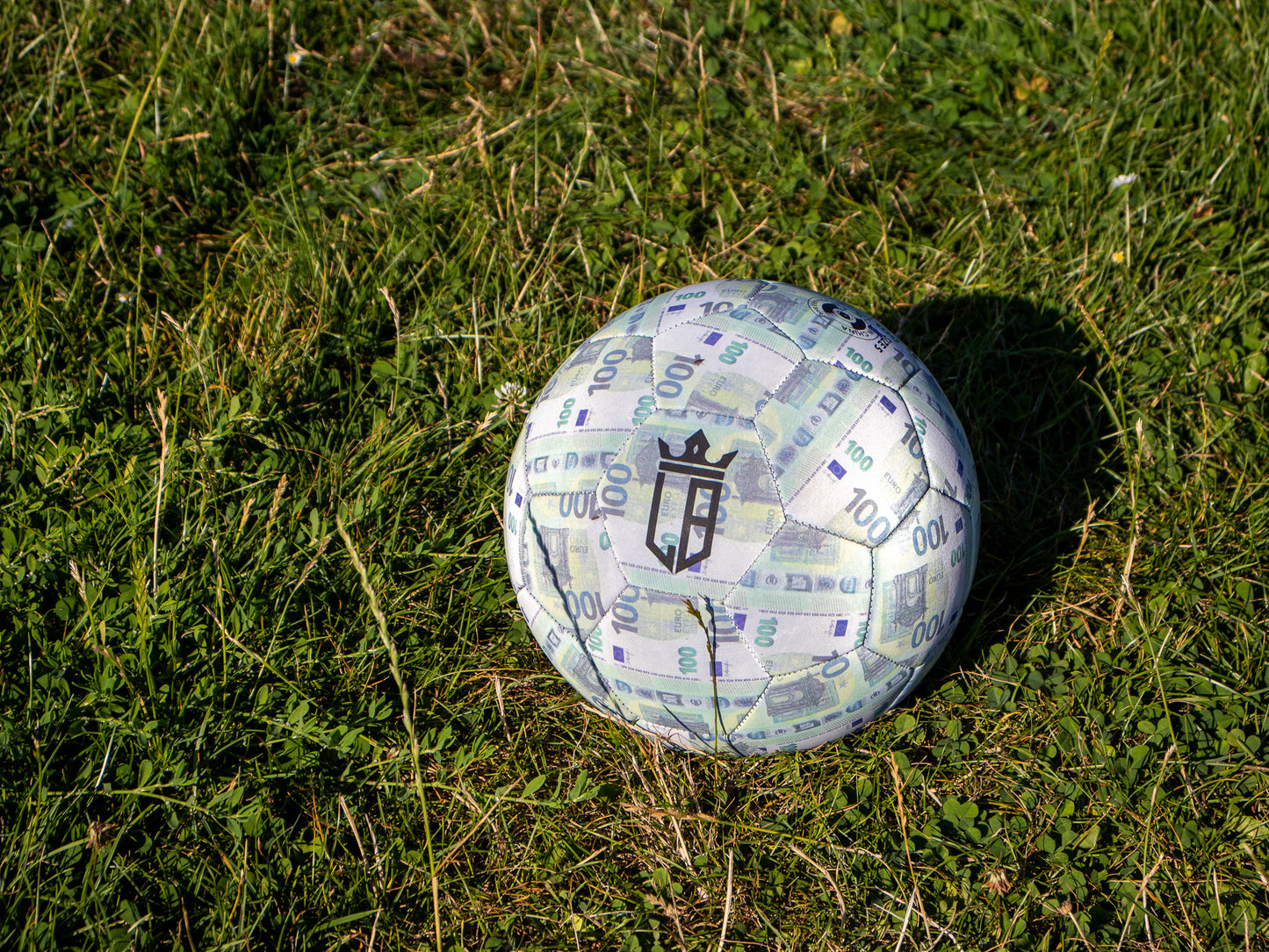 LuxuryBall - Euro Design